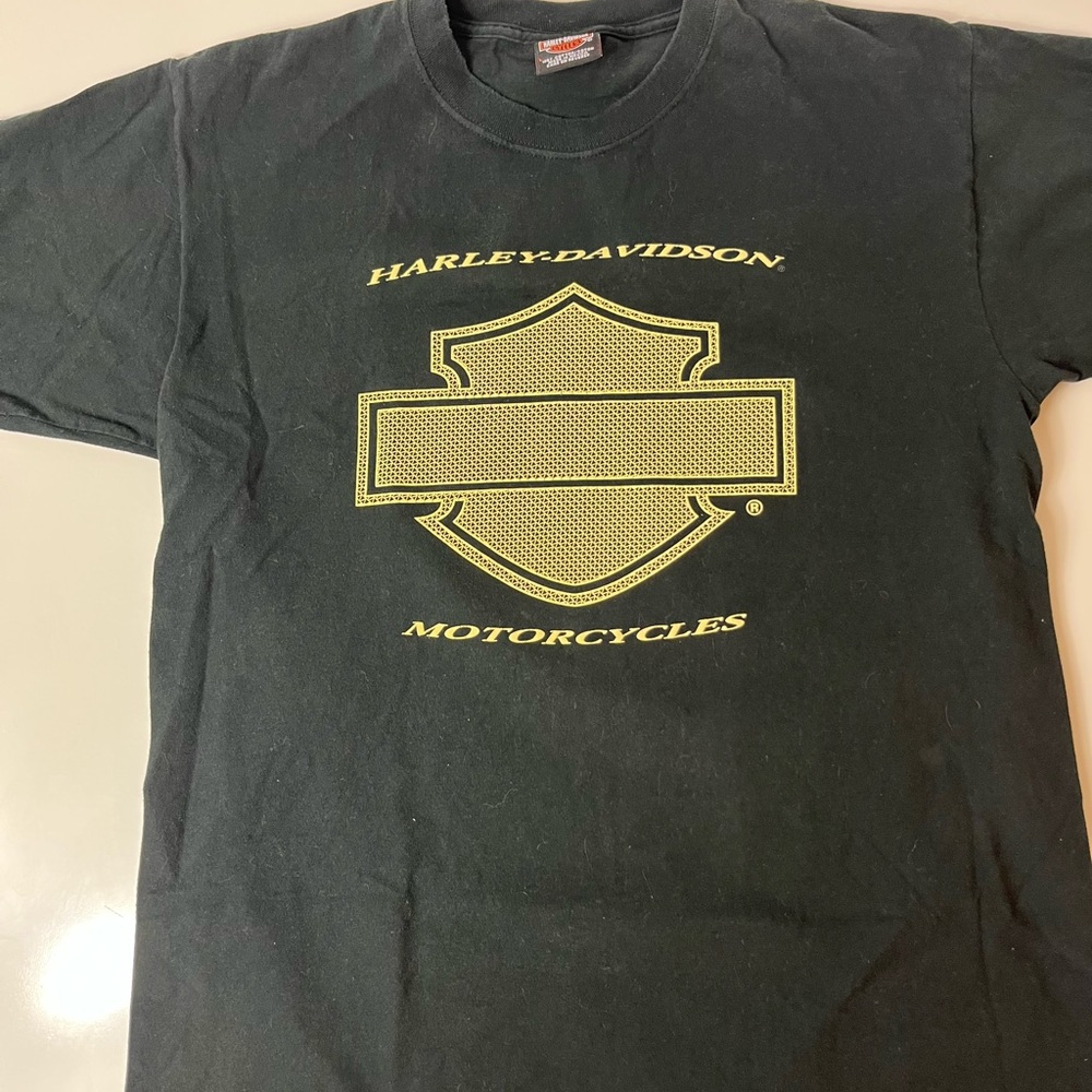 Harley-Davidson Black and Gold‎ Shield T-Shirt